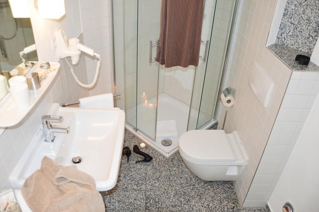 Atelier-Appartement Ambienta Im Zentrum Von Binz Chambre photo